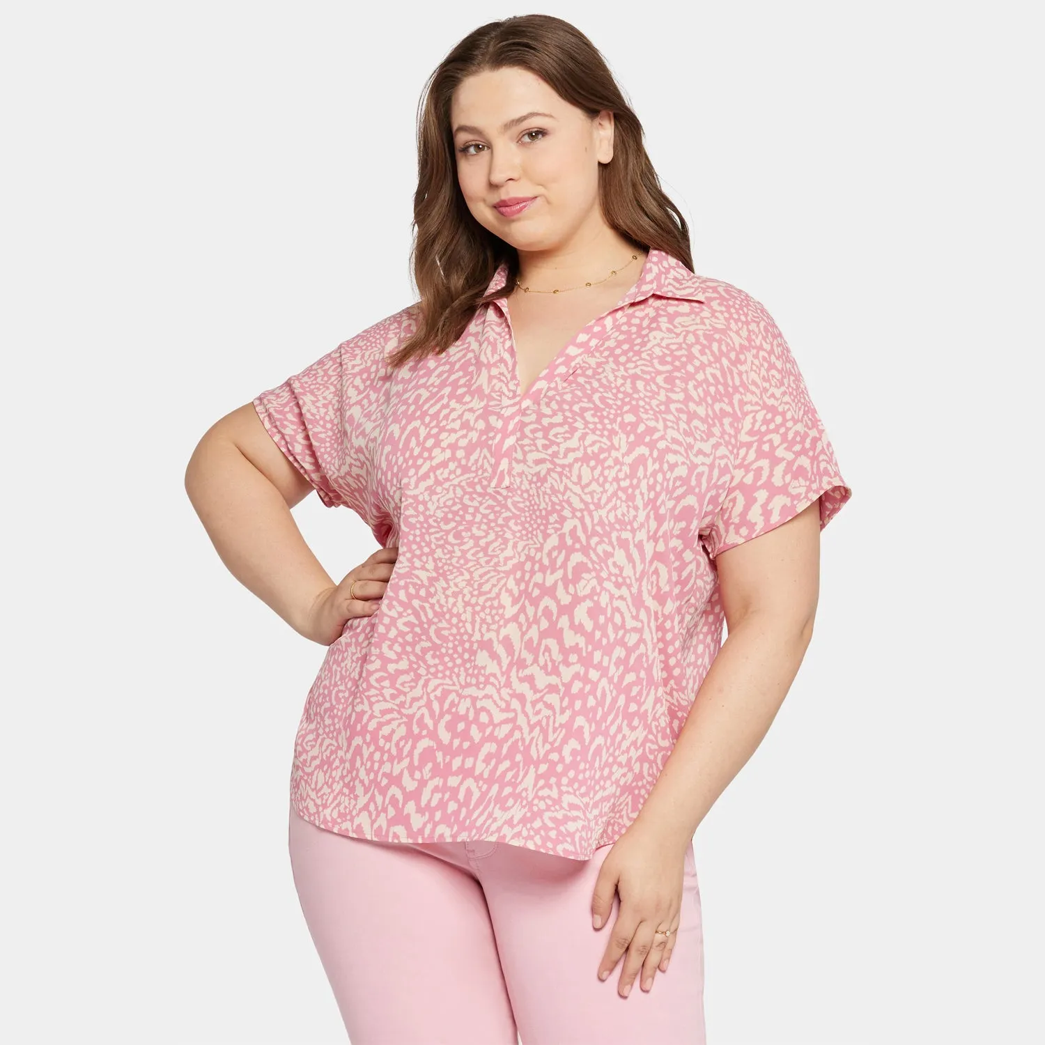 Becky Short Sleeved Blouse In Plus Size - Alana