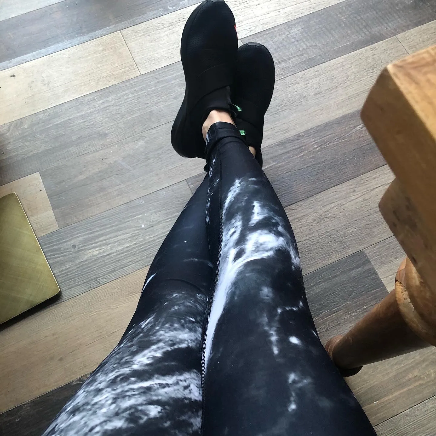 Black Abstract Marble Yoga Leggings, Grey White Black Marbled Print Women's Tights-Made in USA/EU