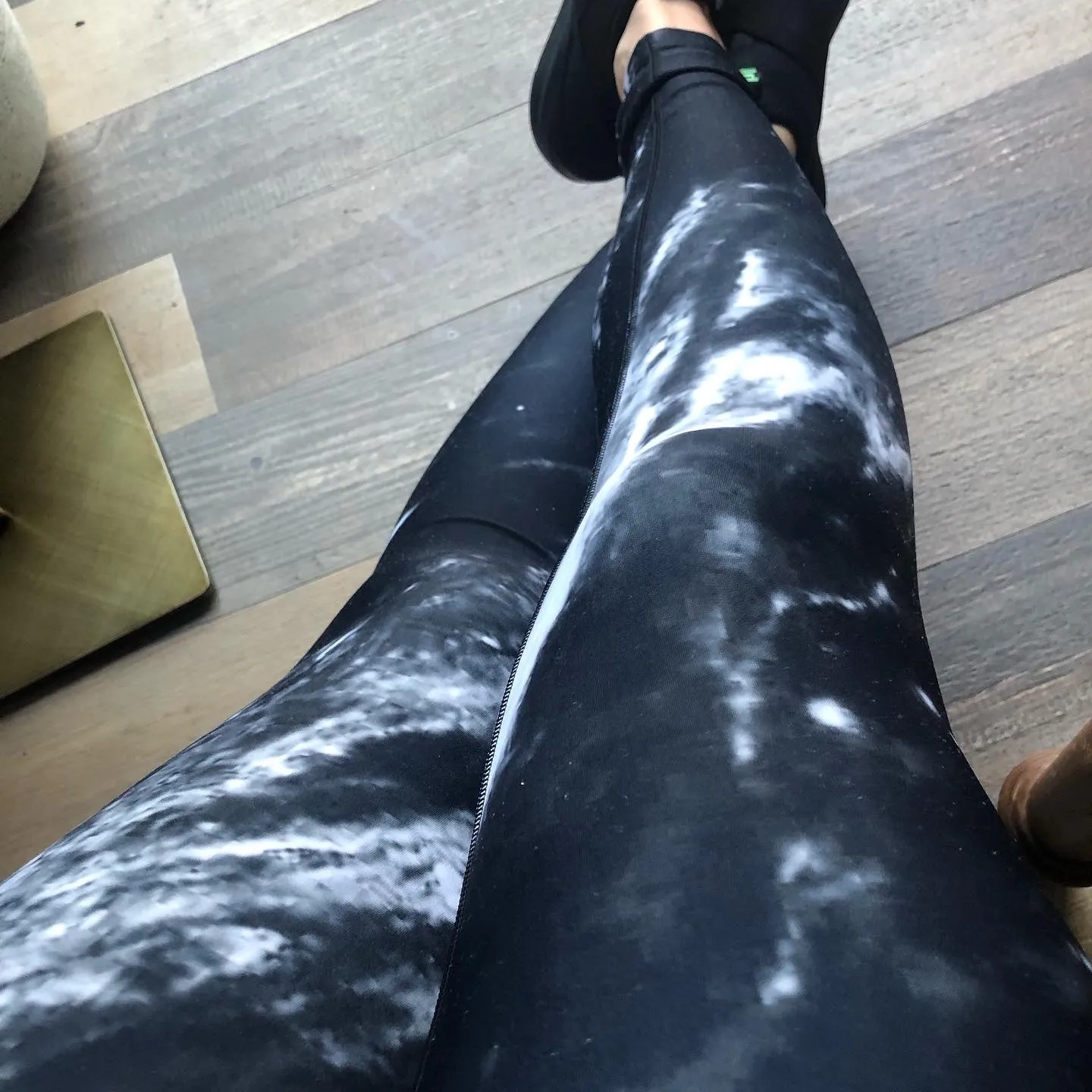 Black Abstract Marble Yoga Leggings, Grey White Black Marbled Print Women's Tights-Made in USA/EU