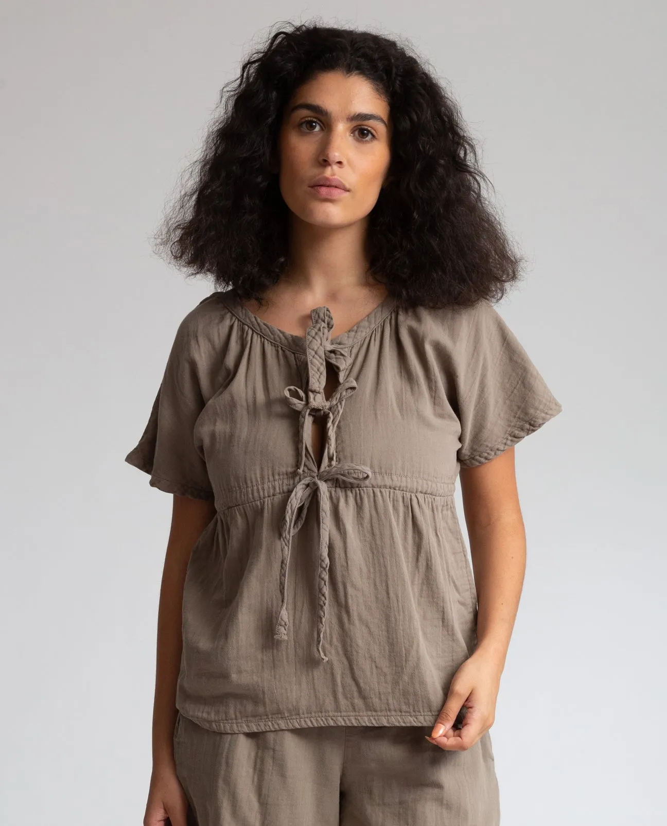 Imogen Organic Cotton Top In Olive