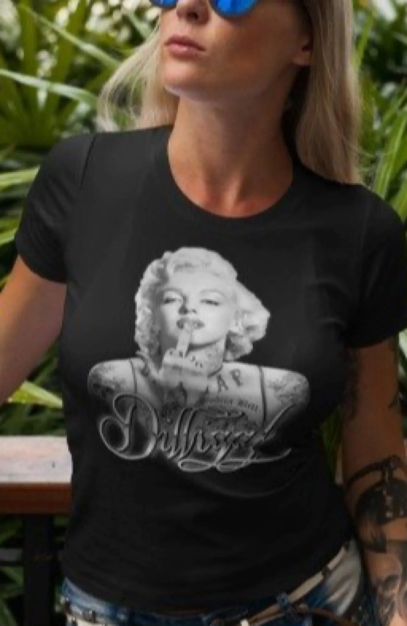 Marilyn Finger Ladies Tee