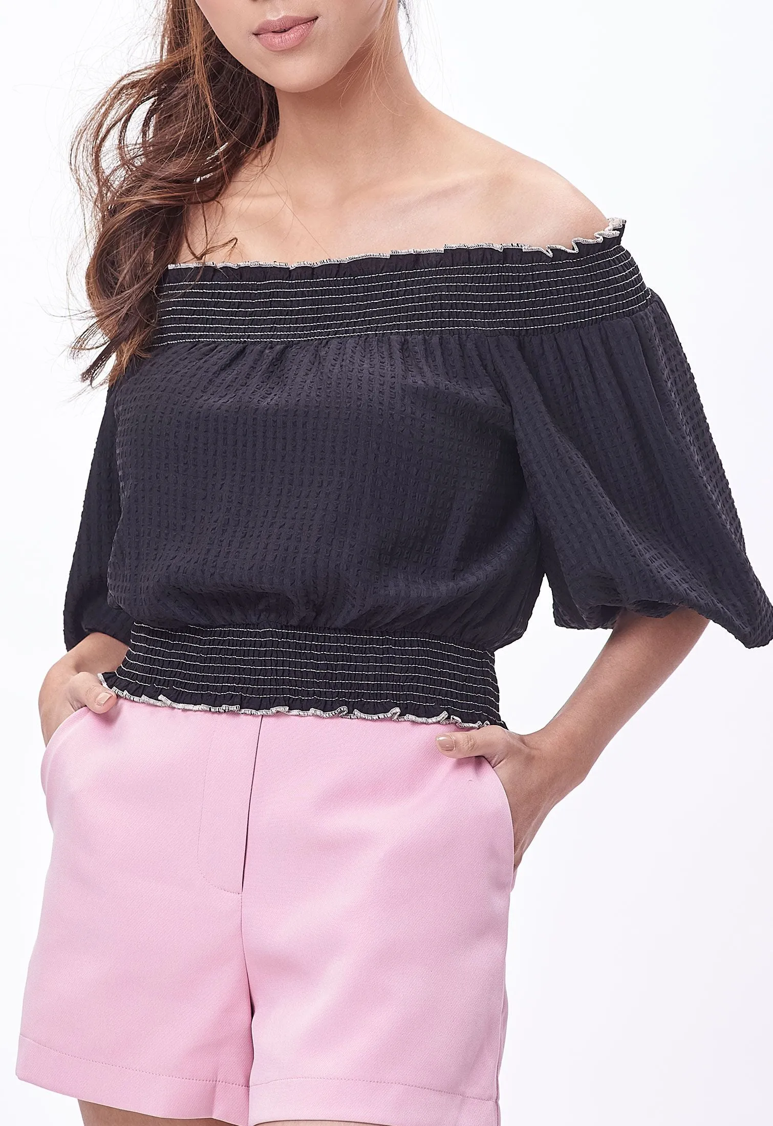 Off Shoulder Ruched Contrast Crop Top