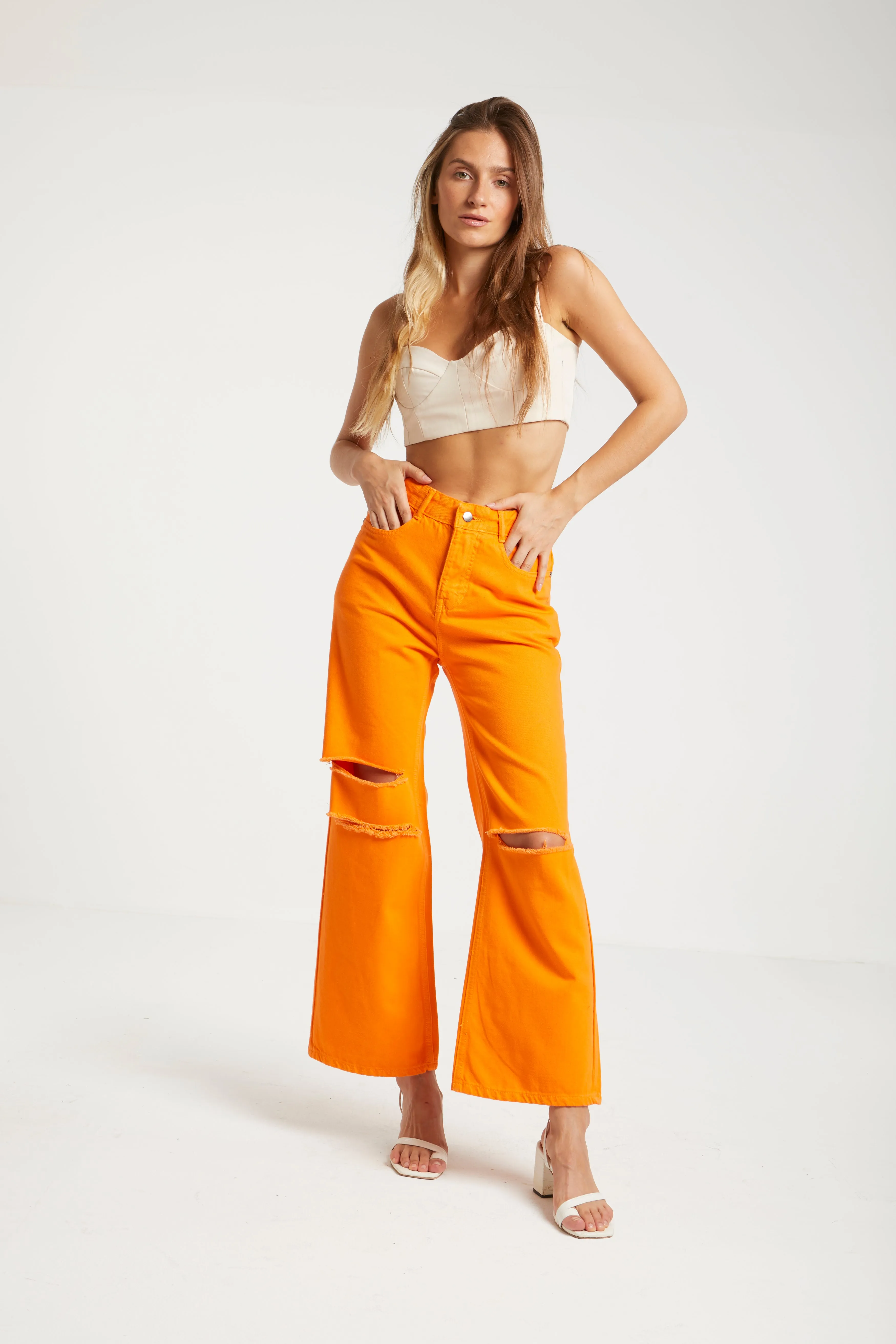 RIPPED WIDE LEG JEANS IN ORANGE