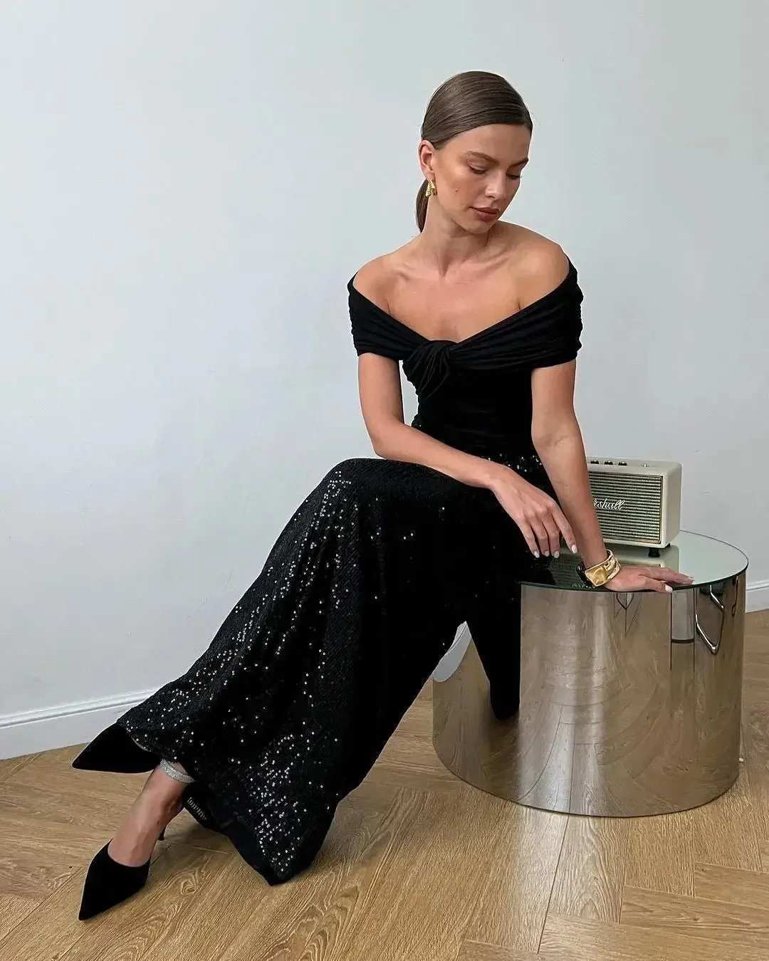 Twist Front Off-Shoulder Fitted Top