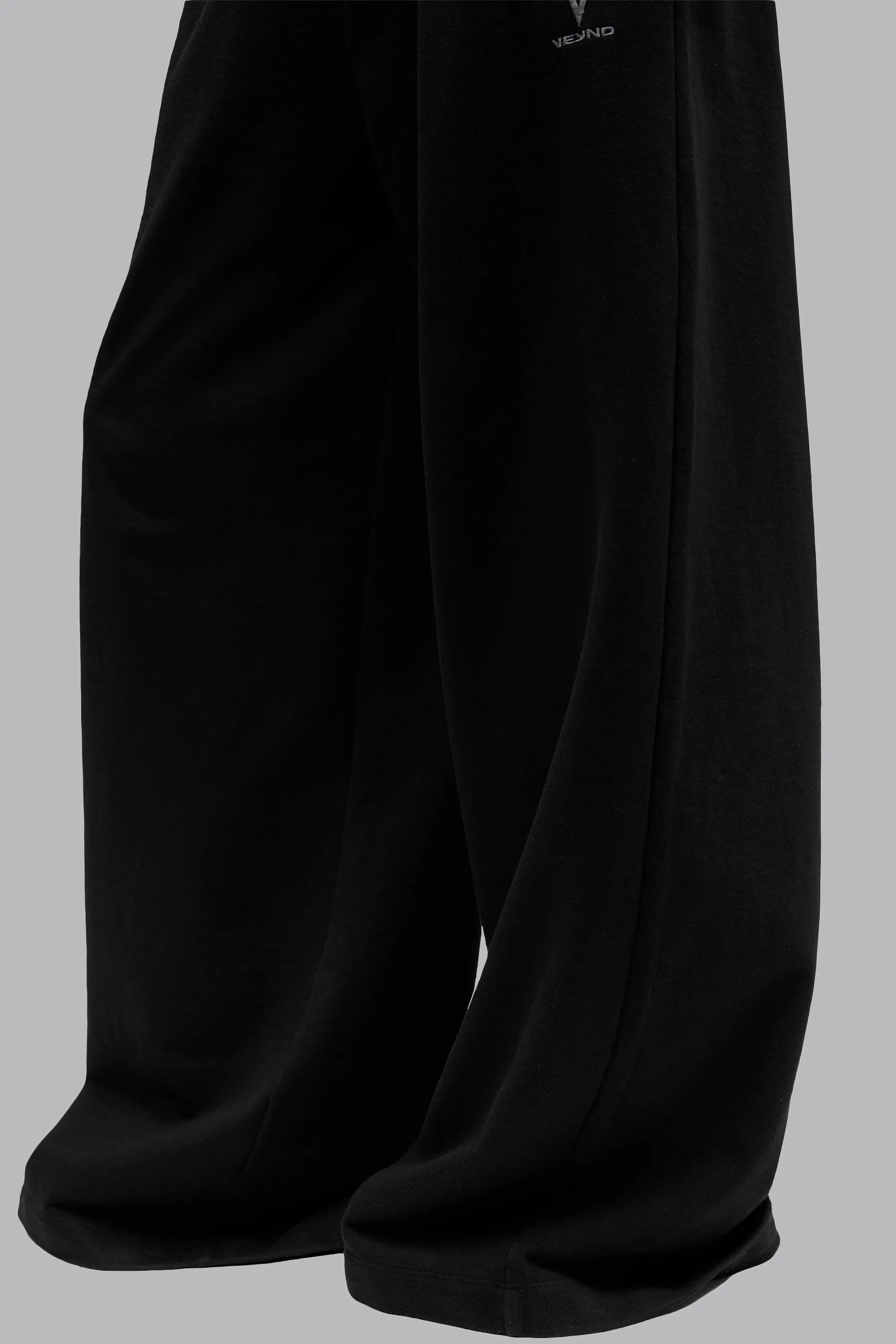 V_LYFE420 WIDE LEG JOGGERS - Black